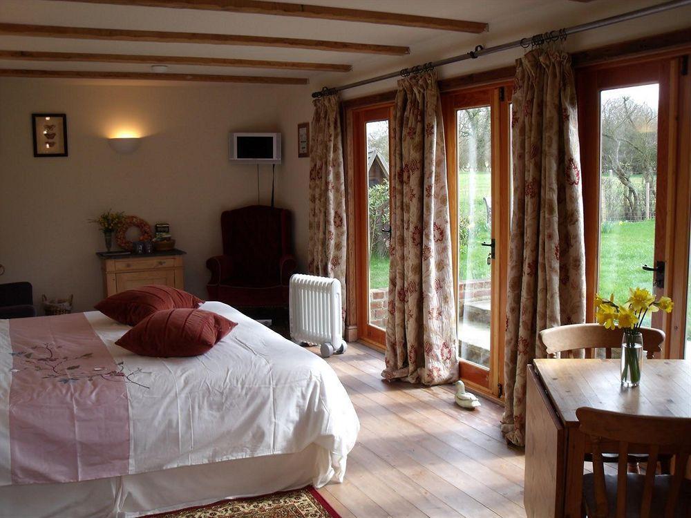 Wilderness B&B 3 Self Contained Rooms Nr Sissinghurst Headcorn Экстерьер фото